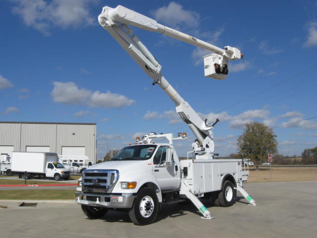how to make money with a bucket truck