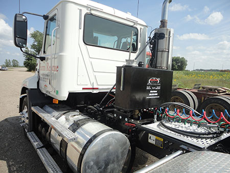 Dakota Fluid Power Contributes to Farm Rescue Organization | Dakota